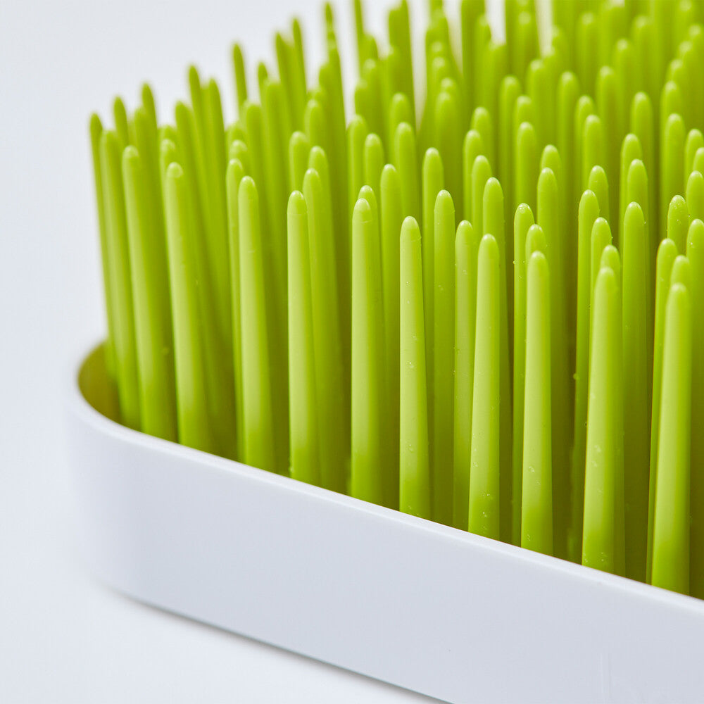 Boon Secador de mamaderas tiene dos piezas, diseño fácil de limpiar.