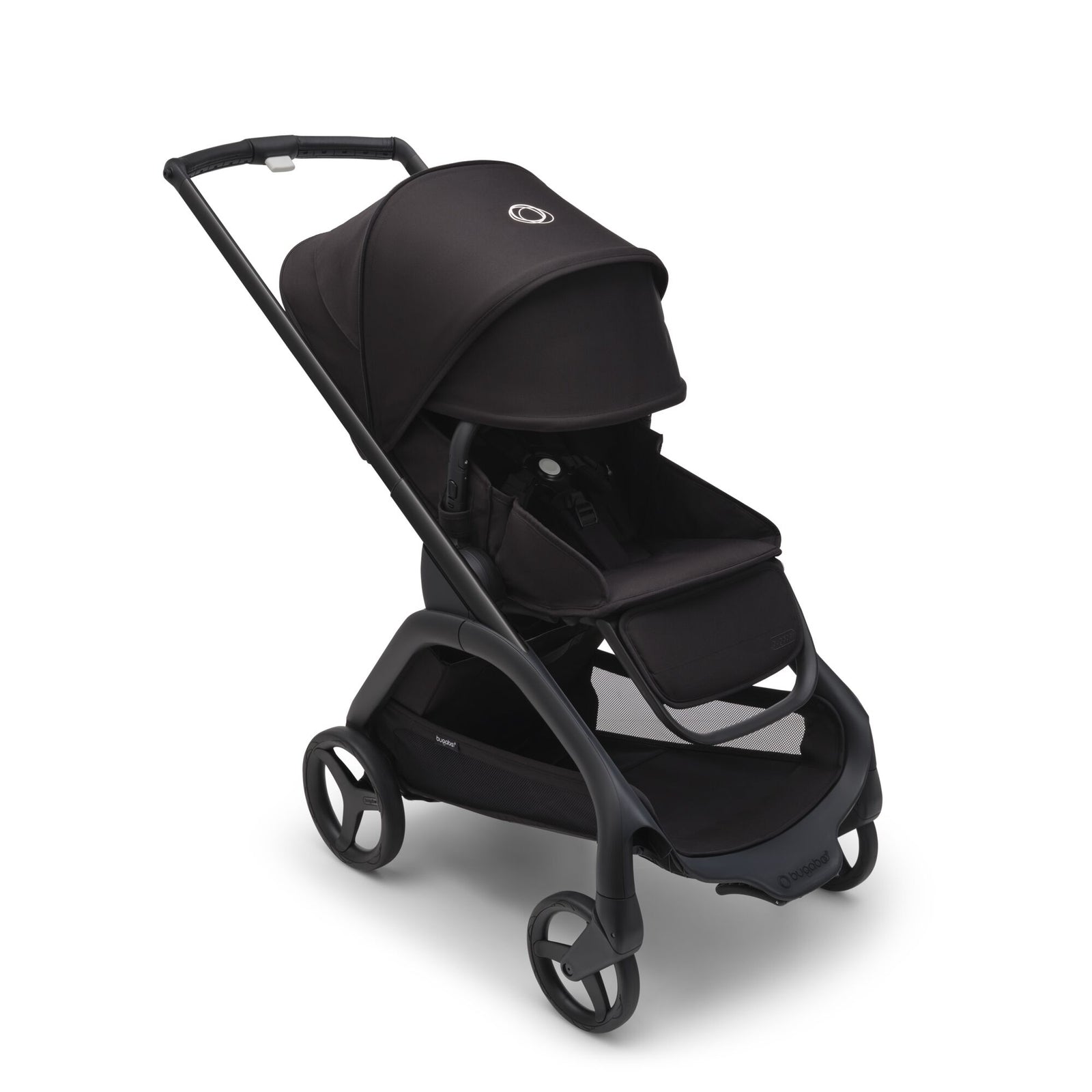  Coche Bugaboo Dragonfly en color negro, desplegado y listo para paseo, ideal para uso urbano gracias a su diseño compacto y elegante.