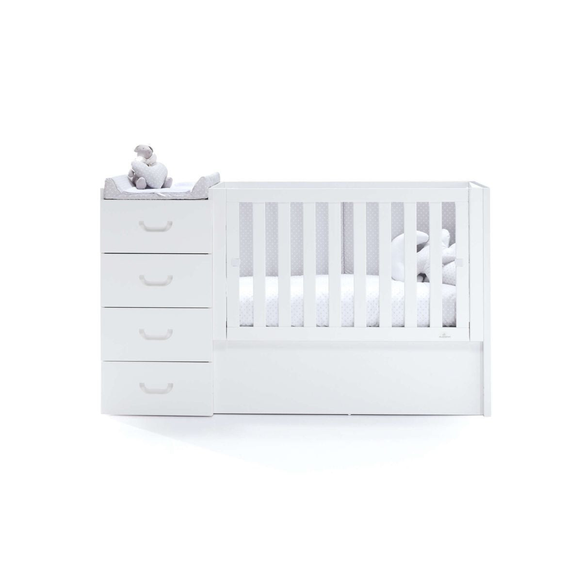 Cuna coinvertible marca Alondra 