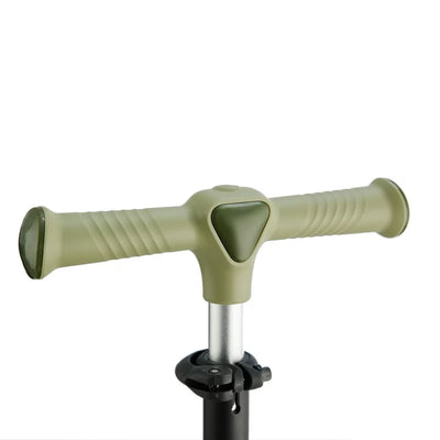 Ajuste del manillar 61,5 cm-68,5 cm-75,5 cm.