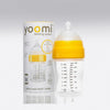 Mamadera Yoomi 240 ml Blanca y Augusto